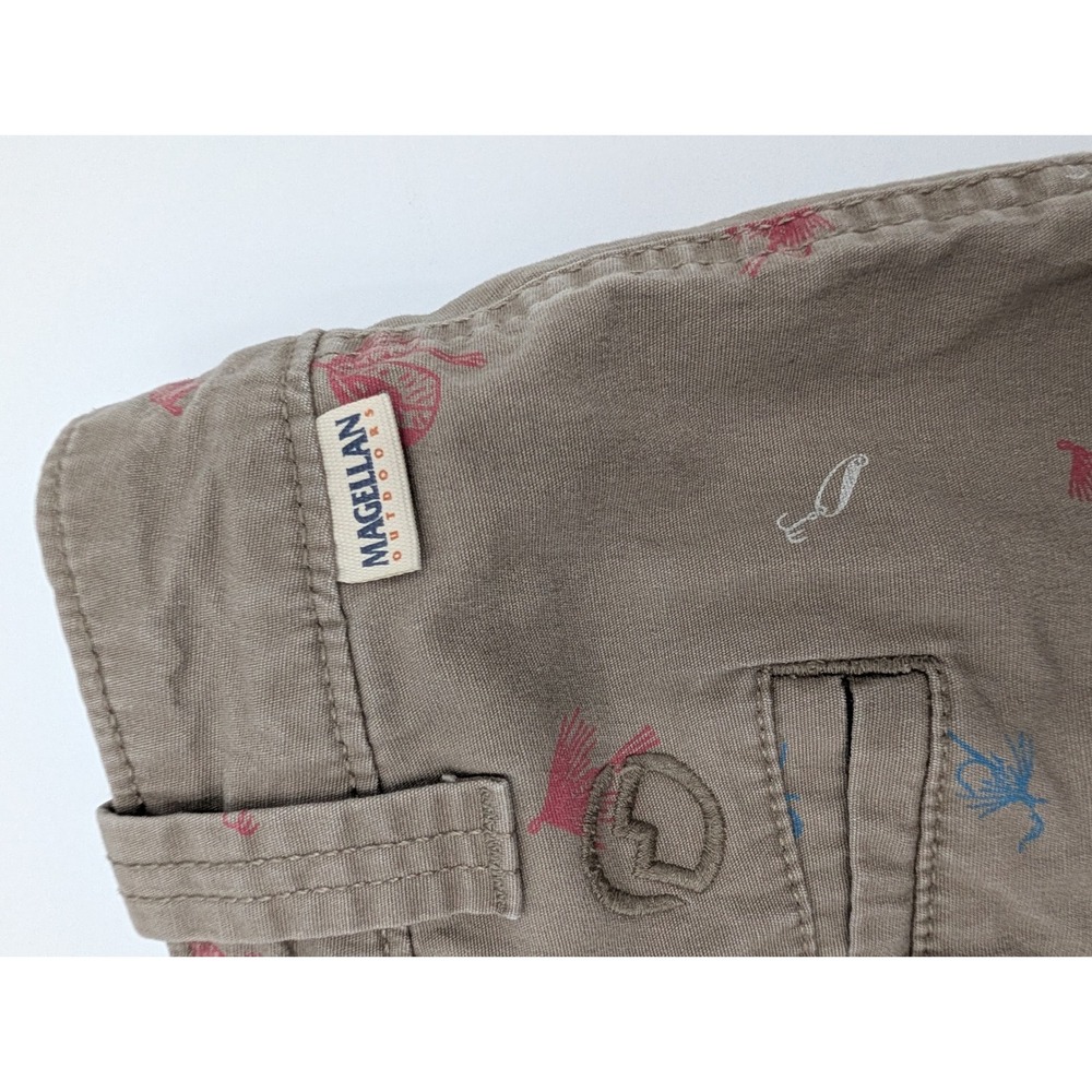 Magellan Outdoors Mens Khaki Fishing Lures Print‎ Shorts Size 30W - Picture 10 of 10